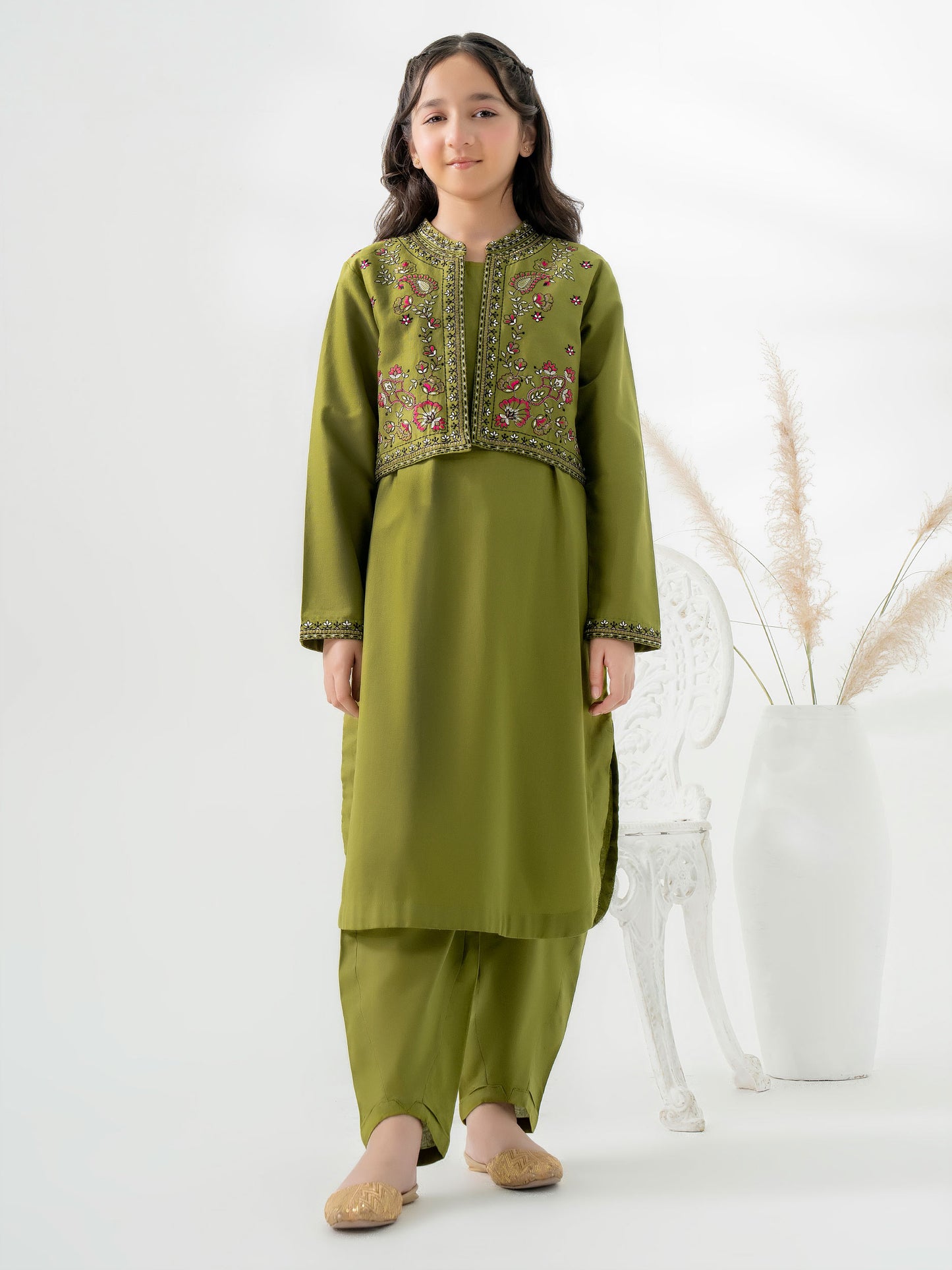 2 Piece Khaddar Suit-Embroidered