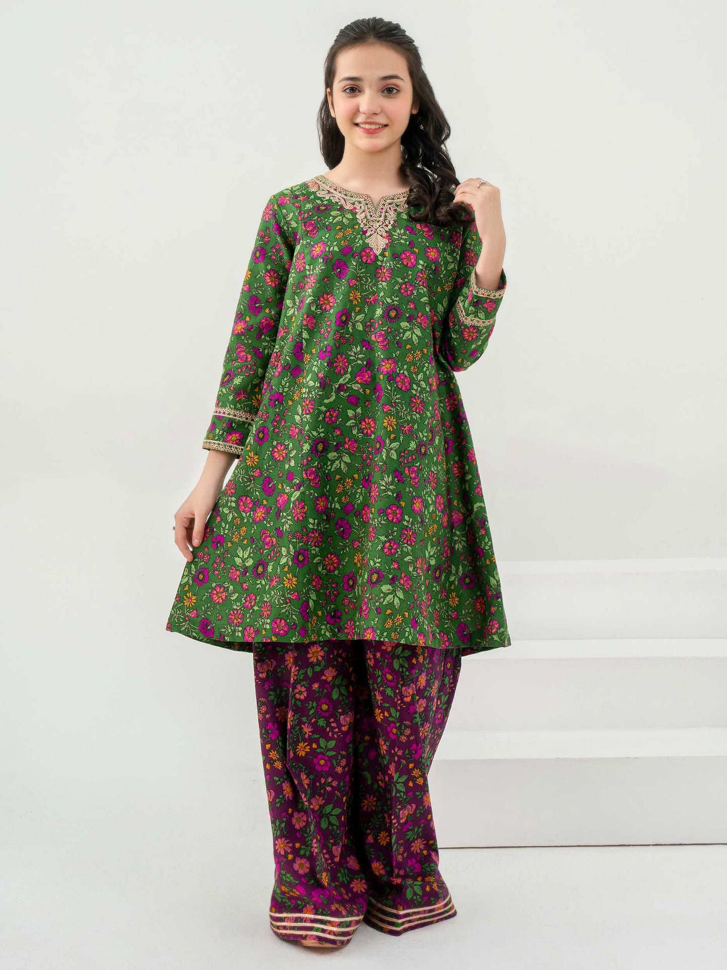 2 Piece Khaddar Suit-Embroidered