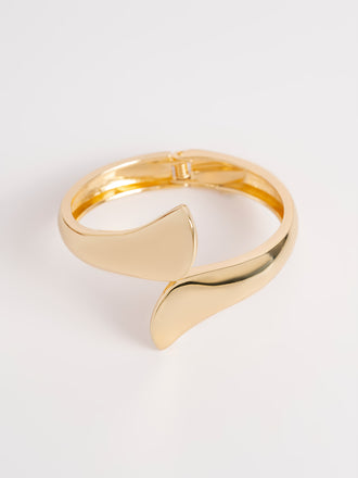 minimal-gold-bangle-bracelet