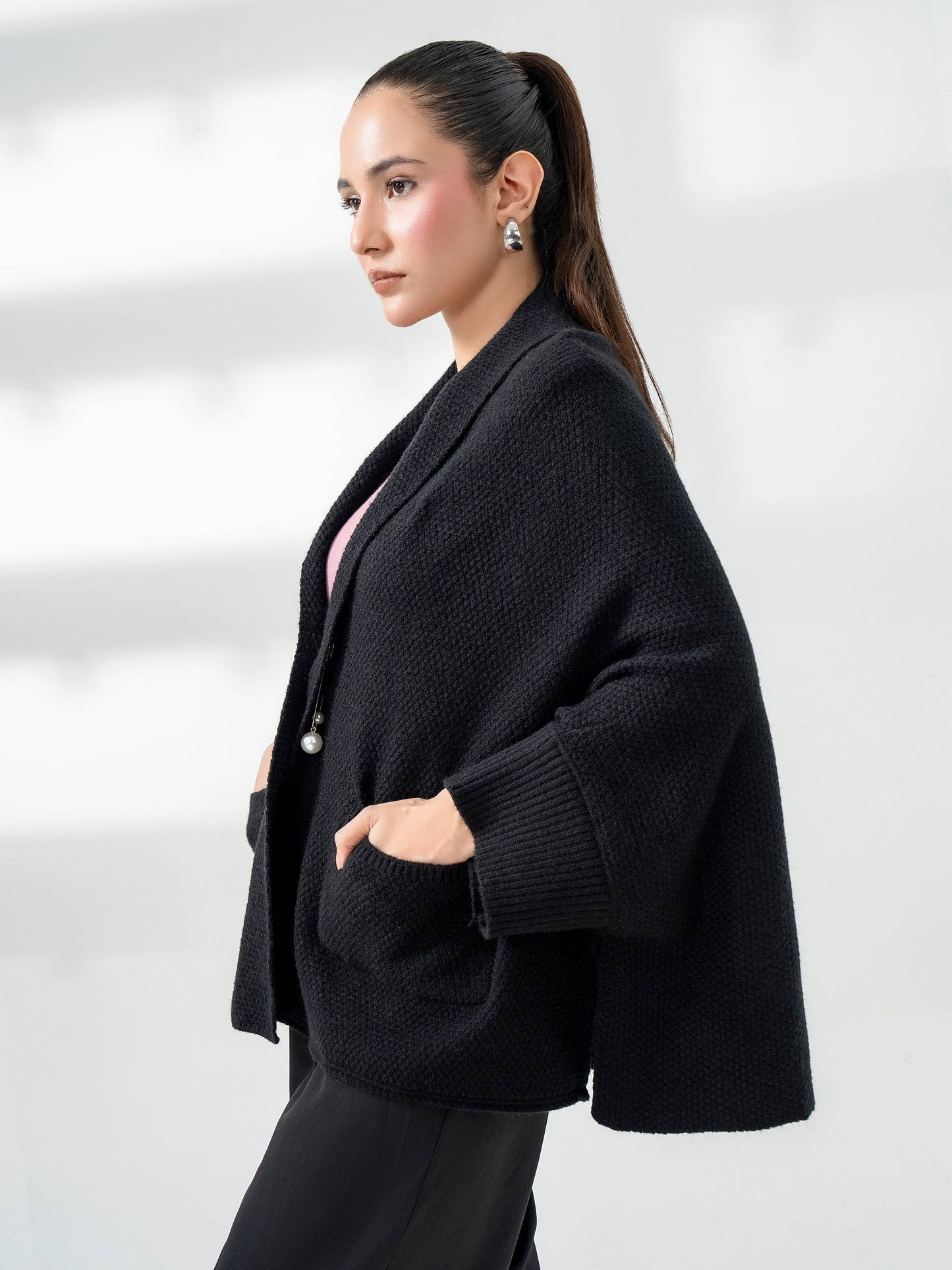 Woolen Shimmer Cardigan