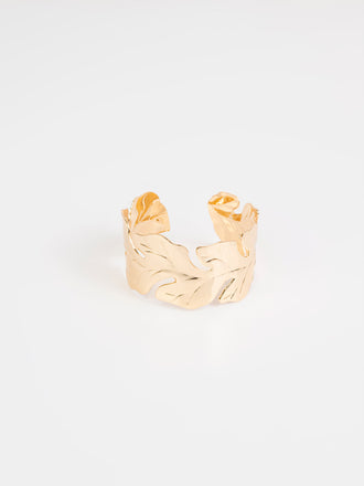 leaf-cut-out-bracelet