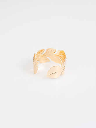 leaf-cut-out-bracelet