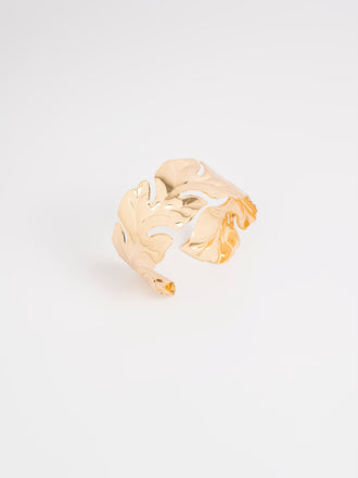 leaf-cut-out-bracelet