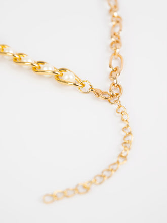 asymmetrical-chain-necklace