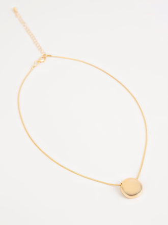 classic-gold-necklace