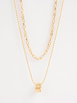 looped-chain-with-ring-necklace