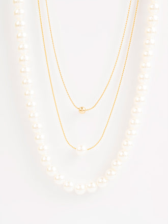 tri-layered-pearl-necklace