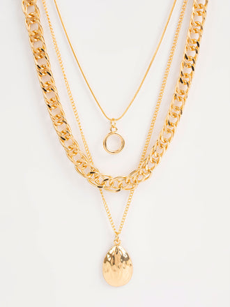 chunky-layered-necklace