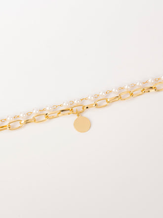 layered-pearl-necklace