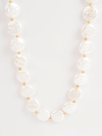 hammered-pearl-necklace