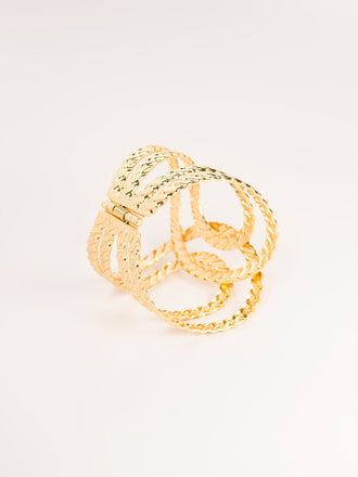 hollow-cuff-bracelet