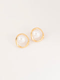 hallow-pearl-studs