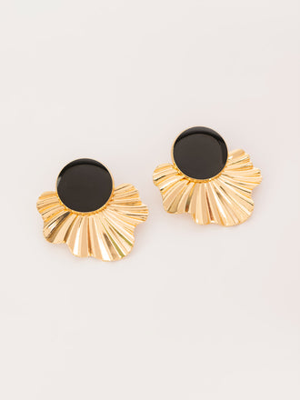 classic-pleated-earrings