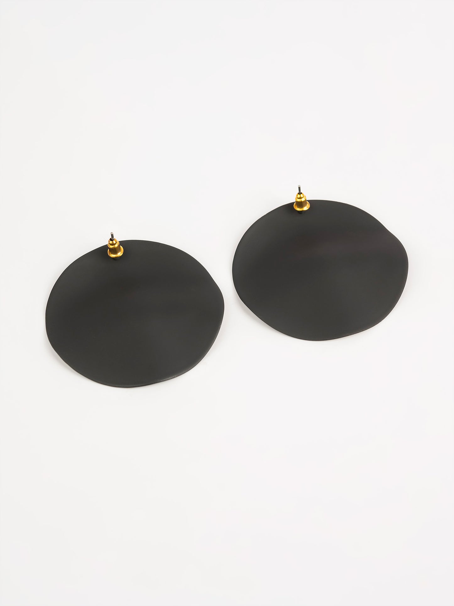 Wavy Circle Earrings