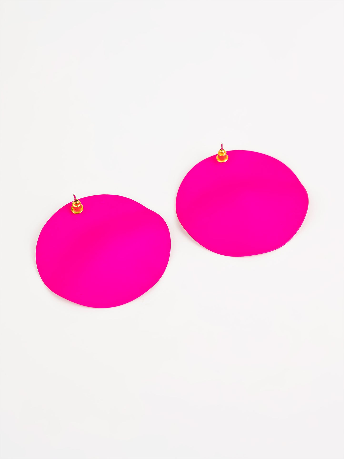 Wavy Circle Earrings