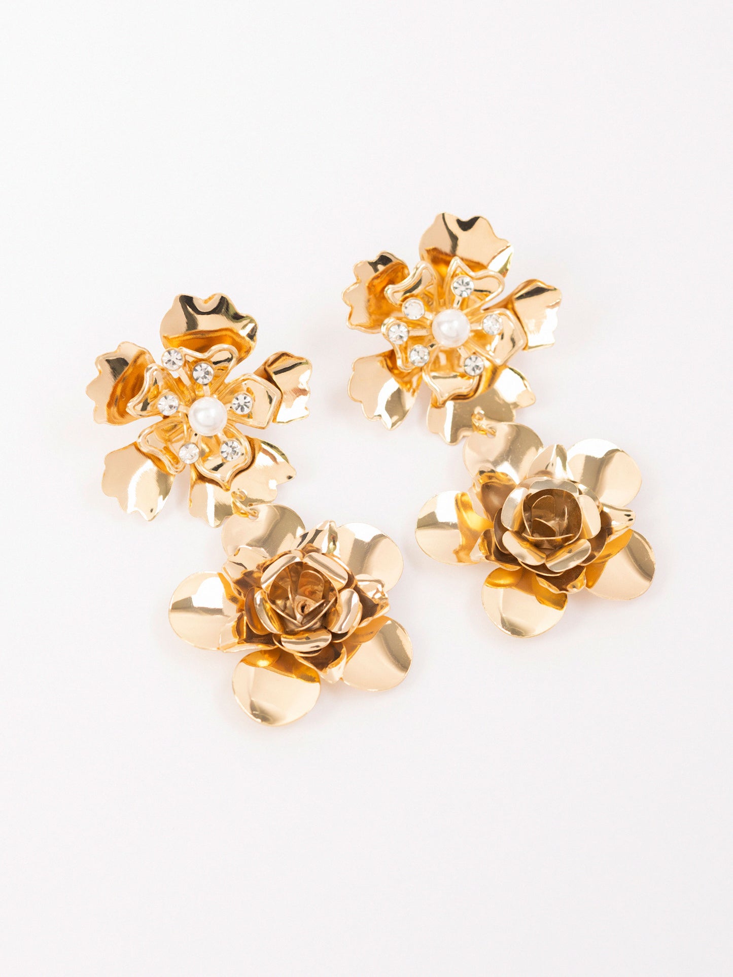 Dangling Flower Earrings