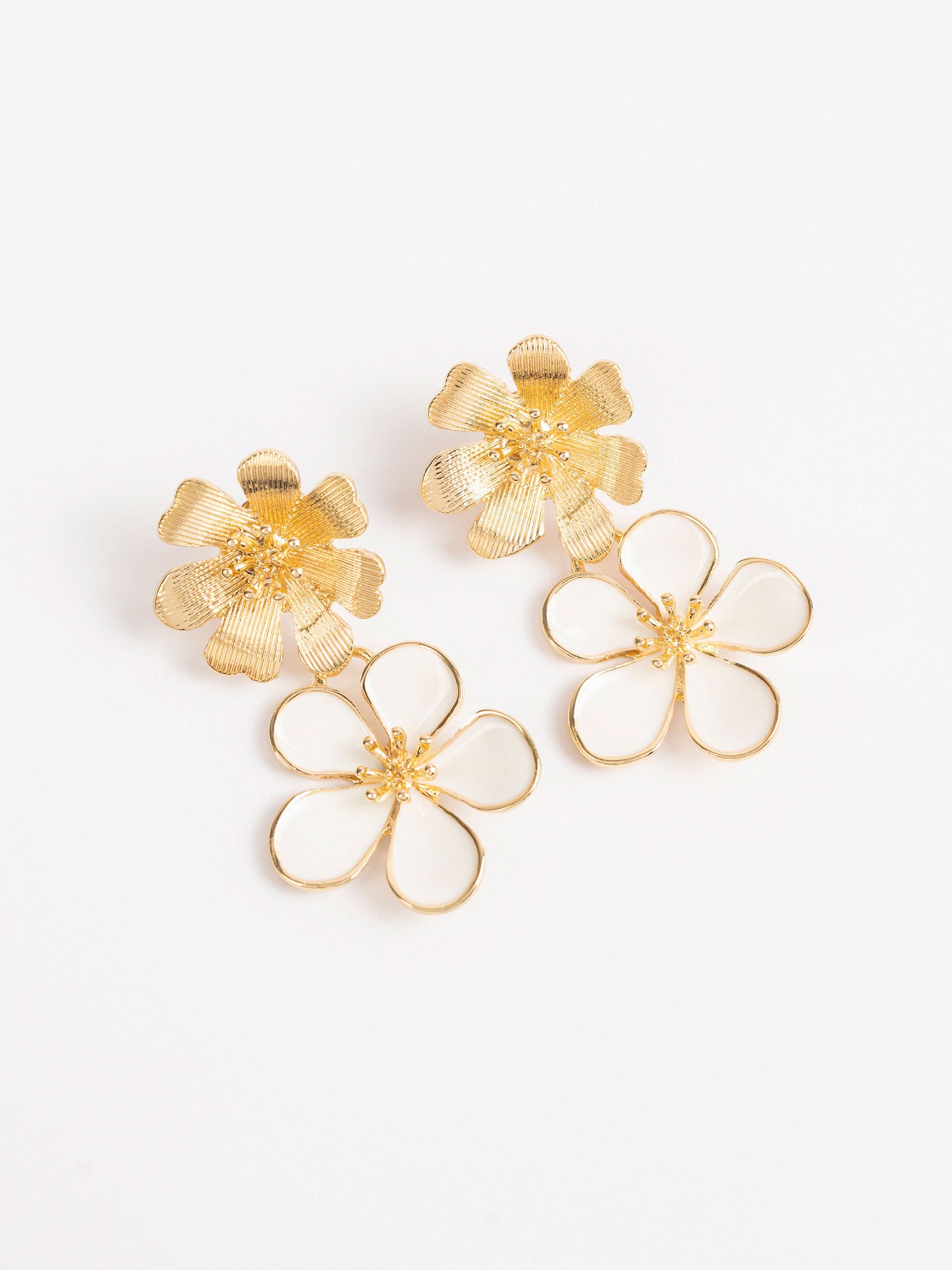 Dangling Flower Earrings