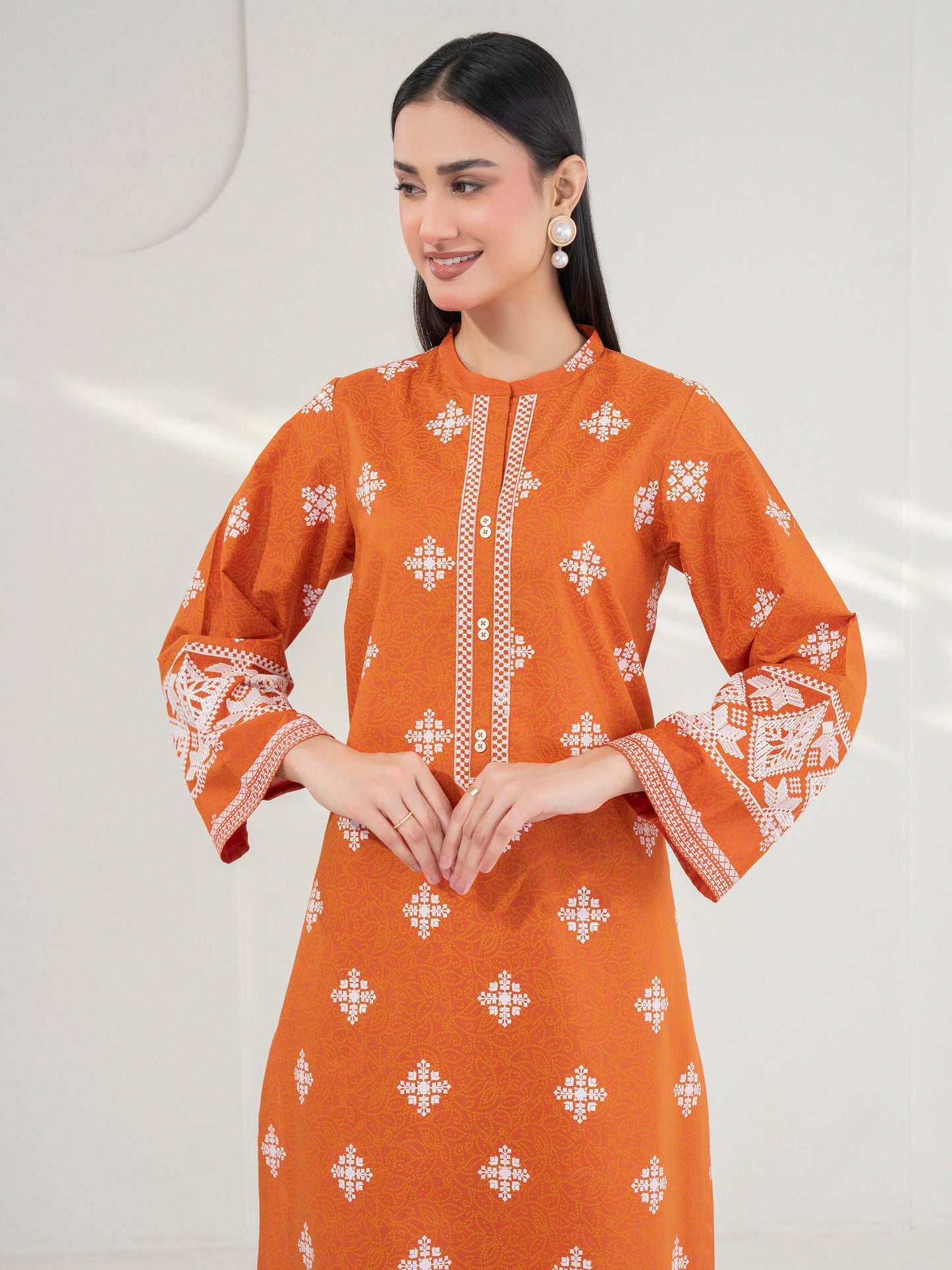 2 Piece Lawn Suit-Embroidered (Pret)