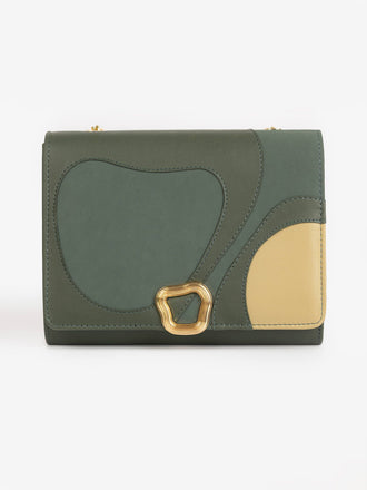 abstract-flap-clutch