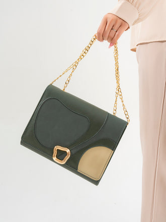 abstract-flap-clutch