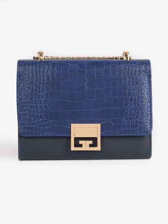 snake-textured-handbag