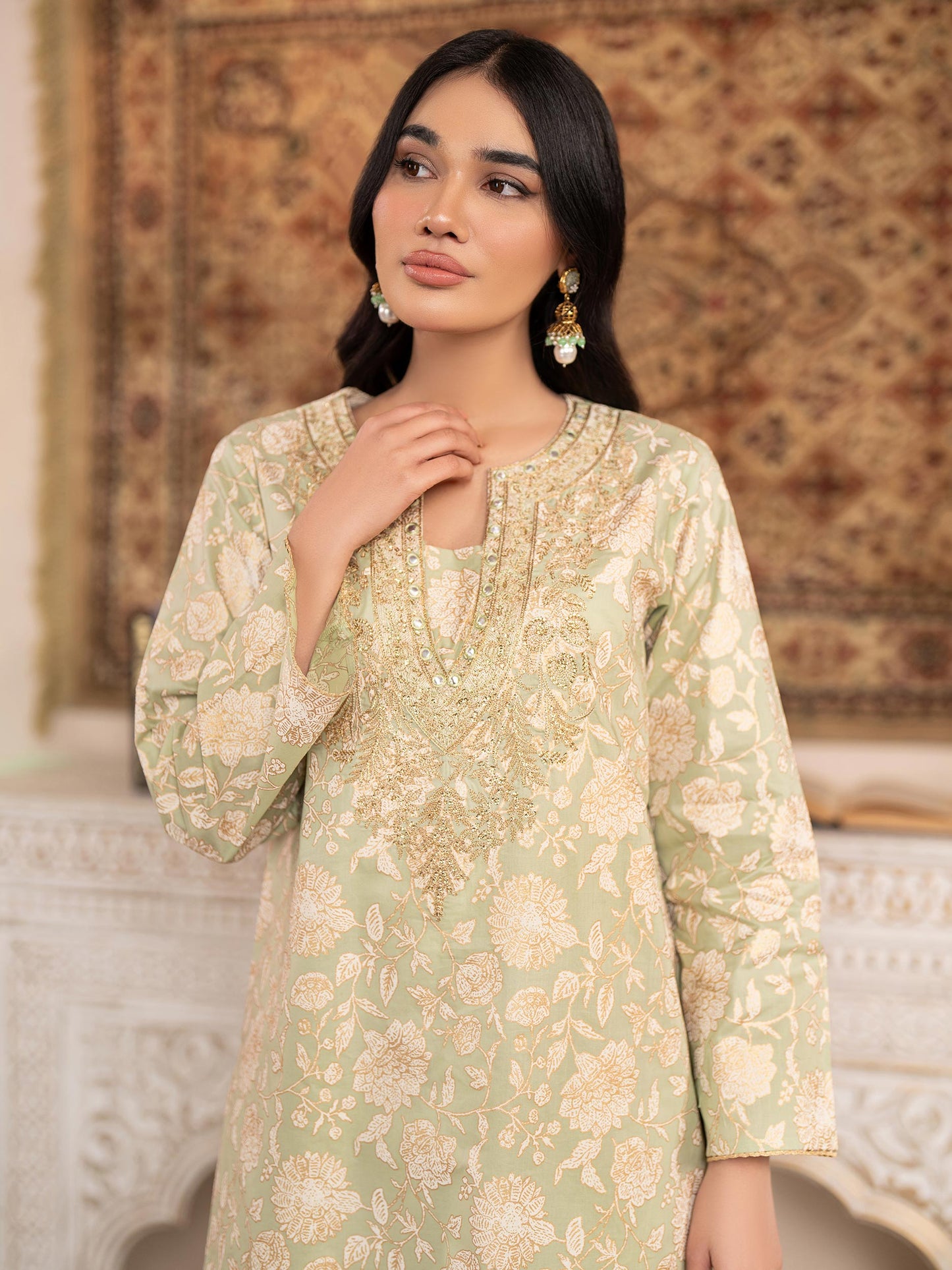 2 Piece Lawn Suit-Embroidered (Unstitched)