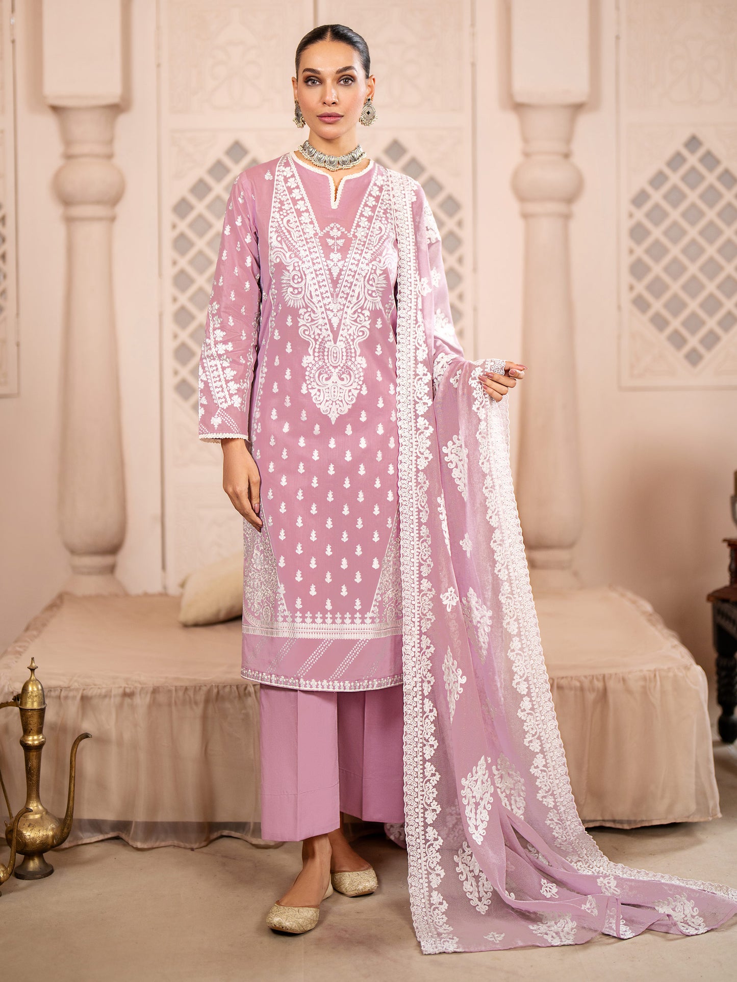 3 Piece Lawn Suit-Embroidered (Unstitched)