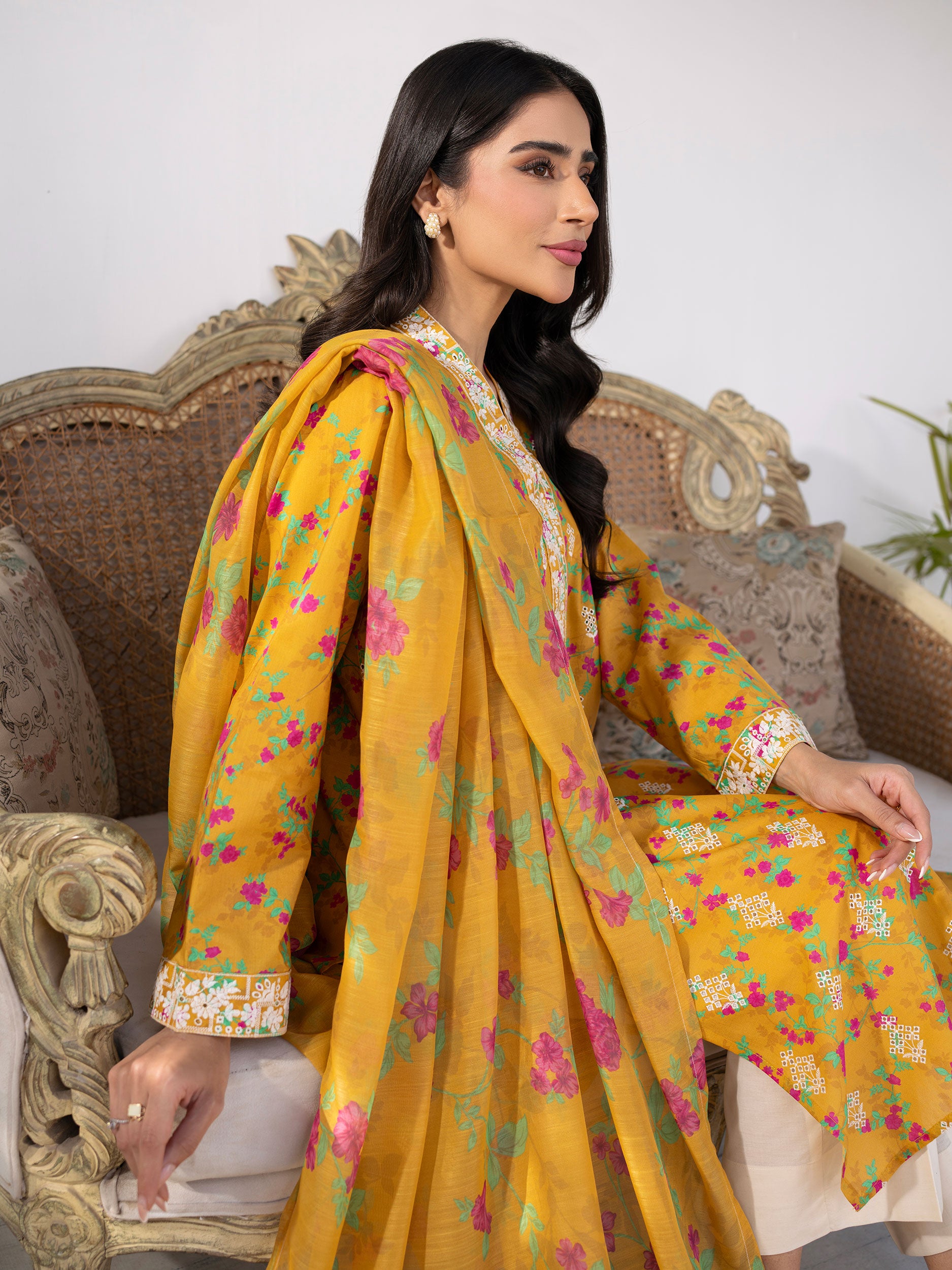 2 Piece Lawn Suit-Embroidered (Unstitched) – Limelightpk