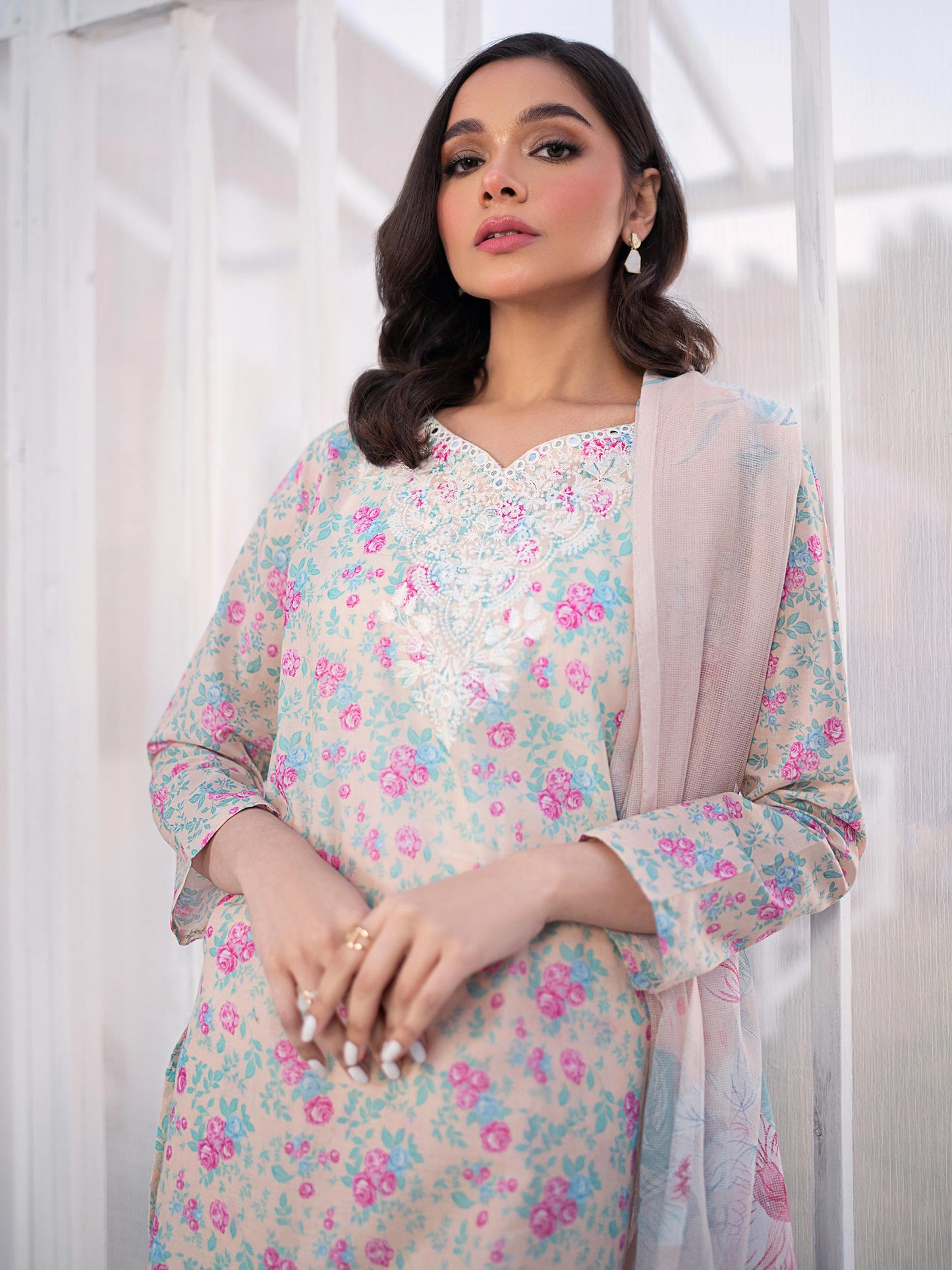 3 Piece Lawn Suit-Embroidered (Pret)