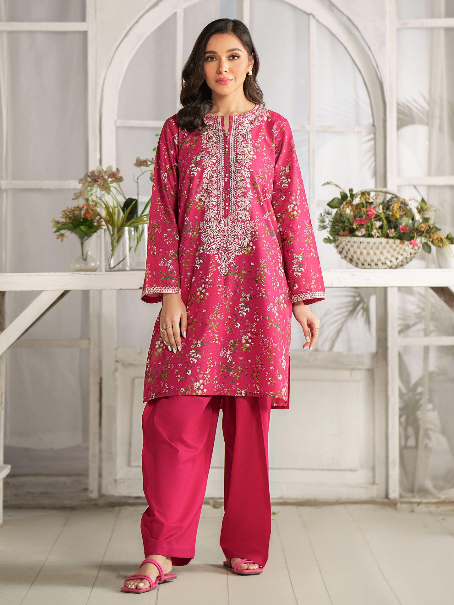 2 Piece Lawn Suit-Embroidered (Unstitched)