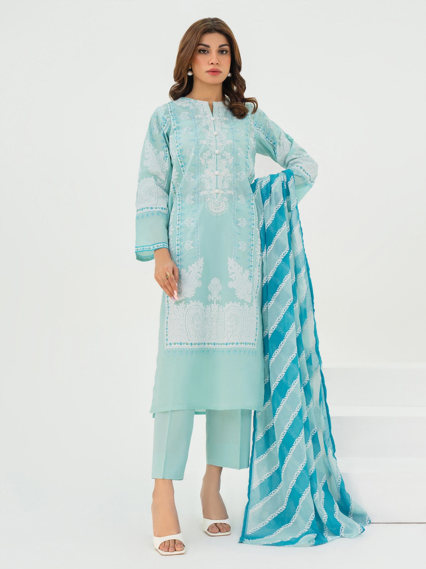 3 Piece Lawn Suit-Embroidered (Pret)