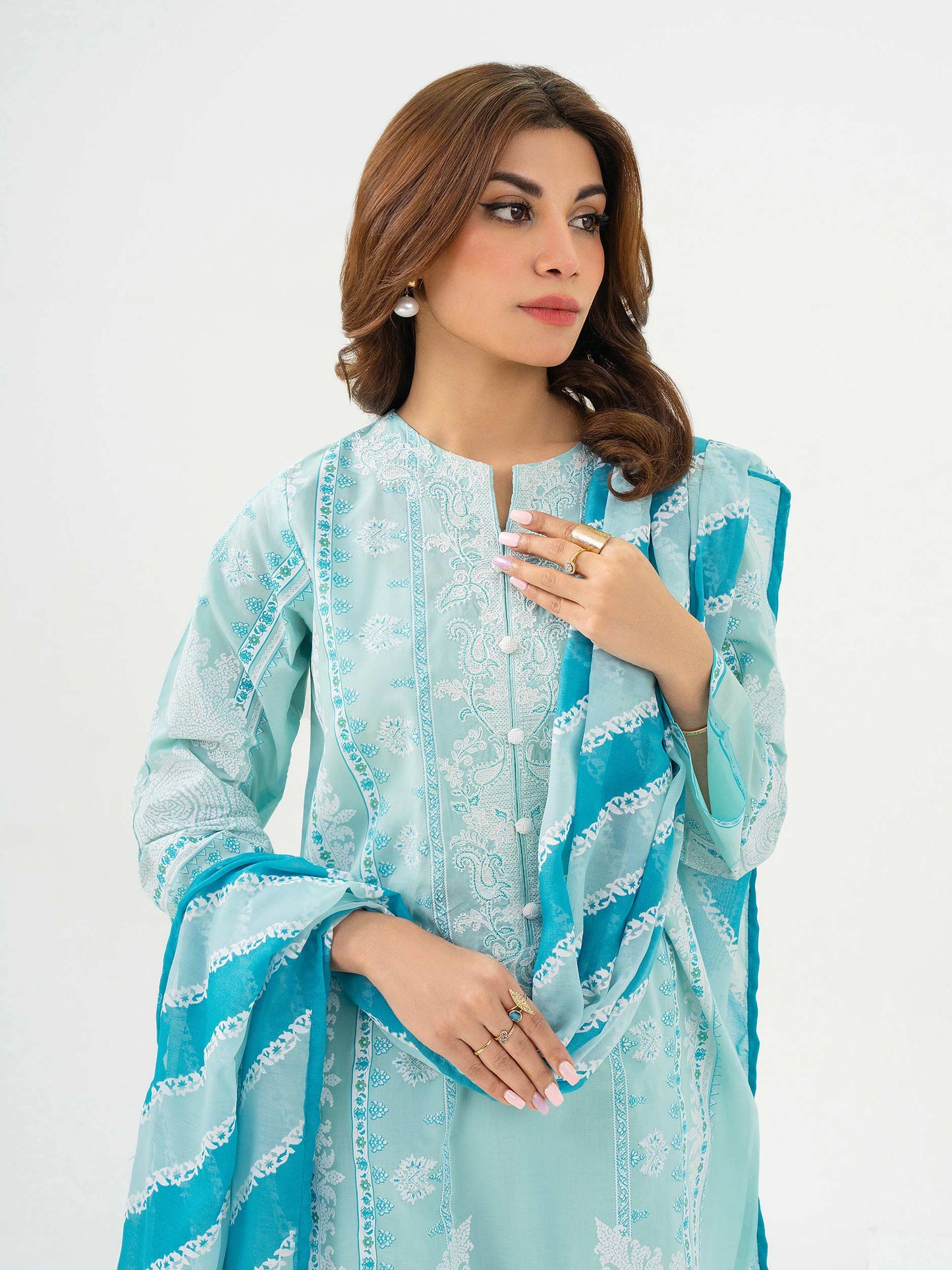 3 Piece Lawn Suit-Embroidered (Pret)