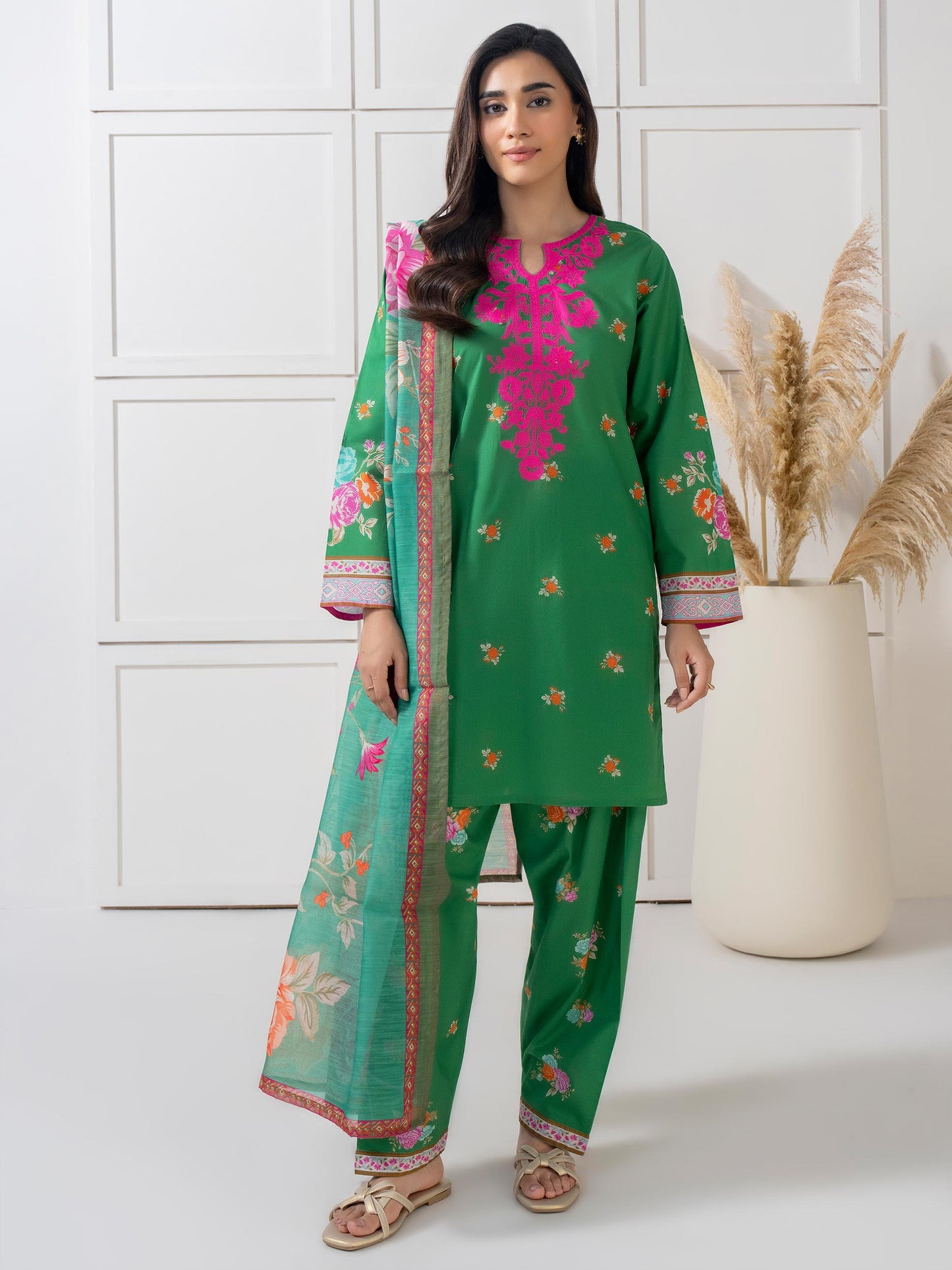 3 Piece Lawn Suit-Embroidered (Pret)