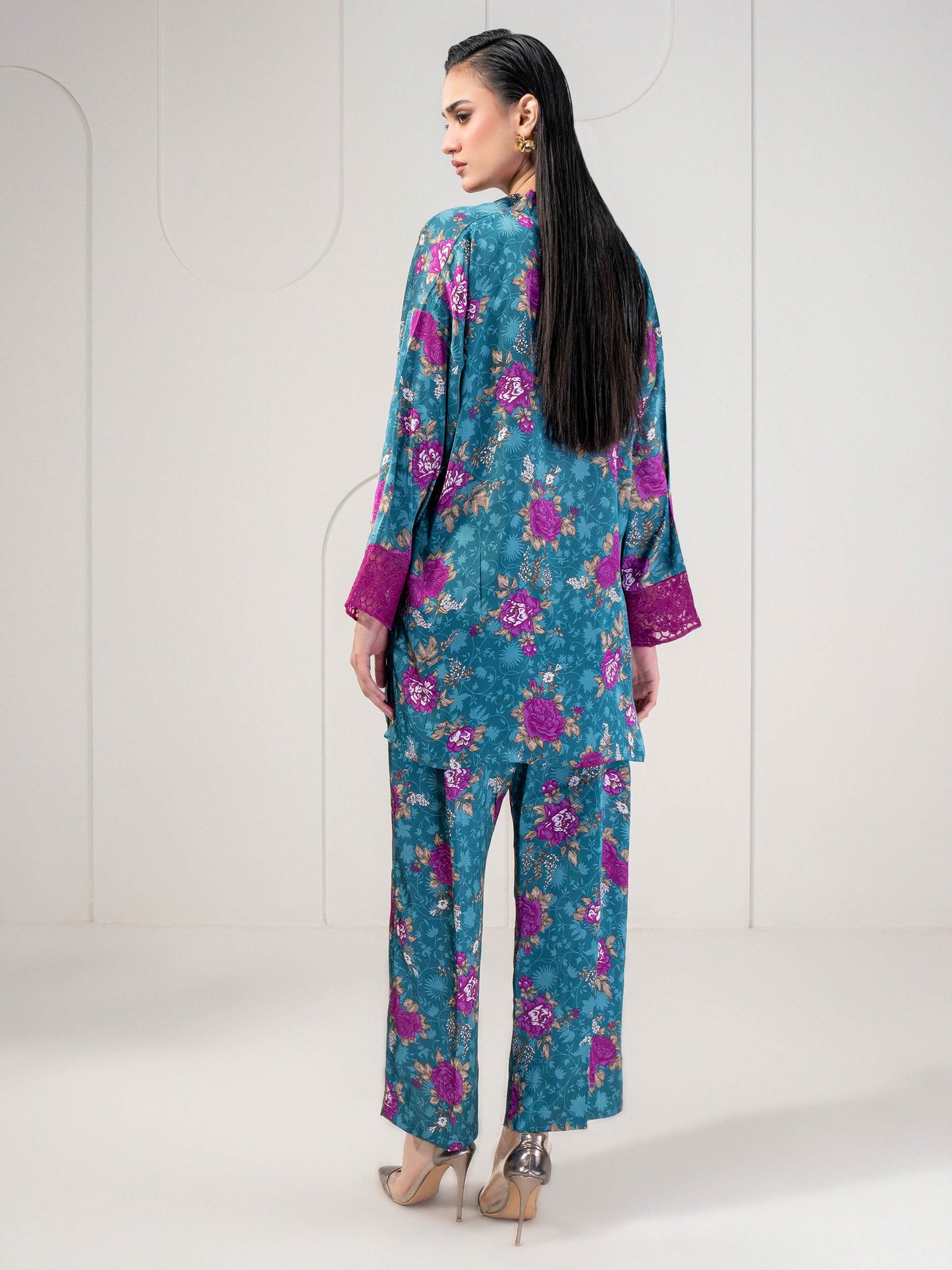 2 Piece Silk Suit-Embroidered (Pret)