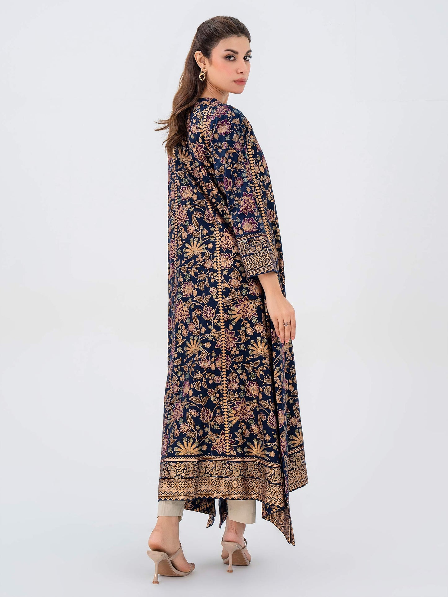 Khaddar Shirt-Embroidered (Pret)