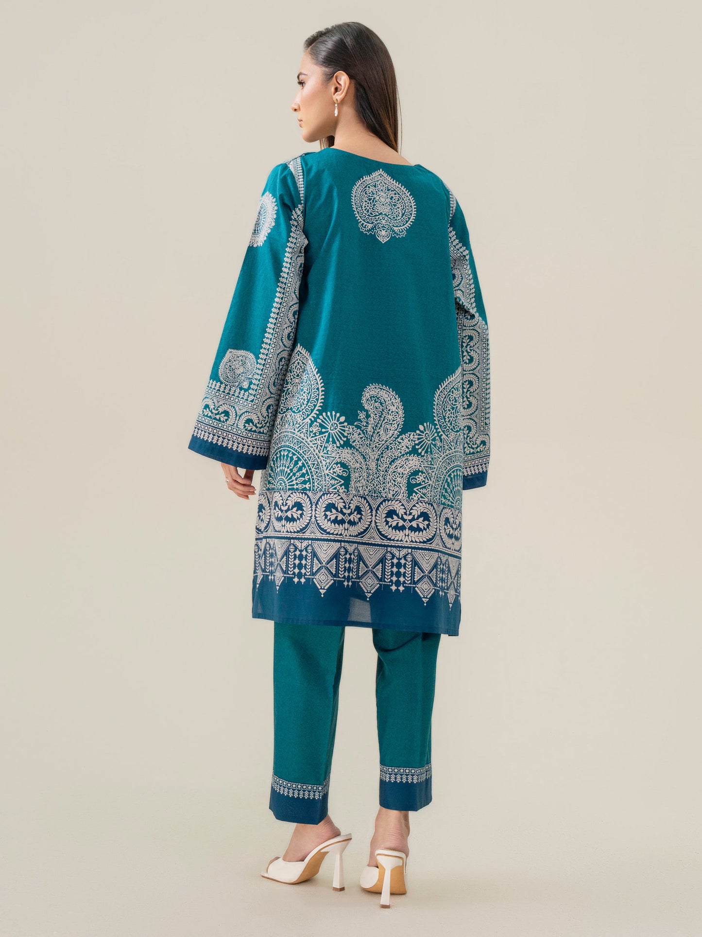 Lawn Co-Ord Set-Embroidered (Pret)