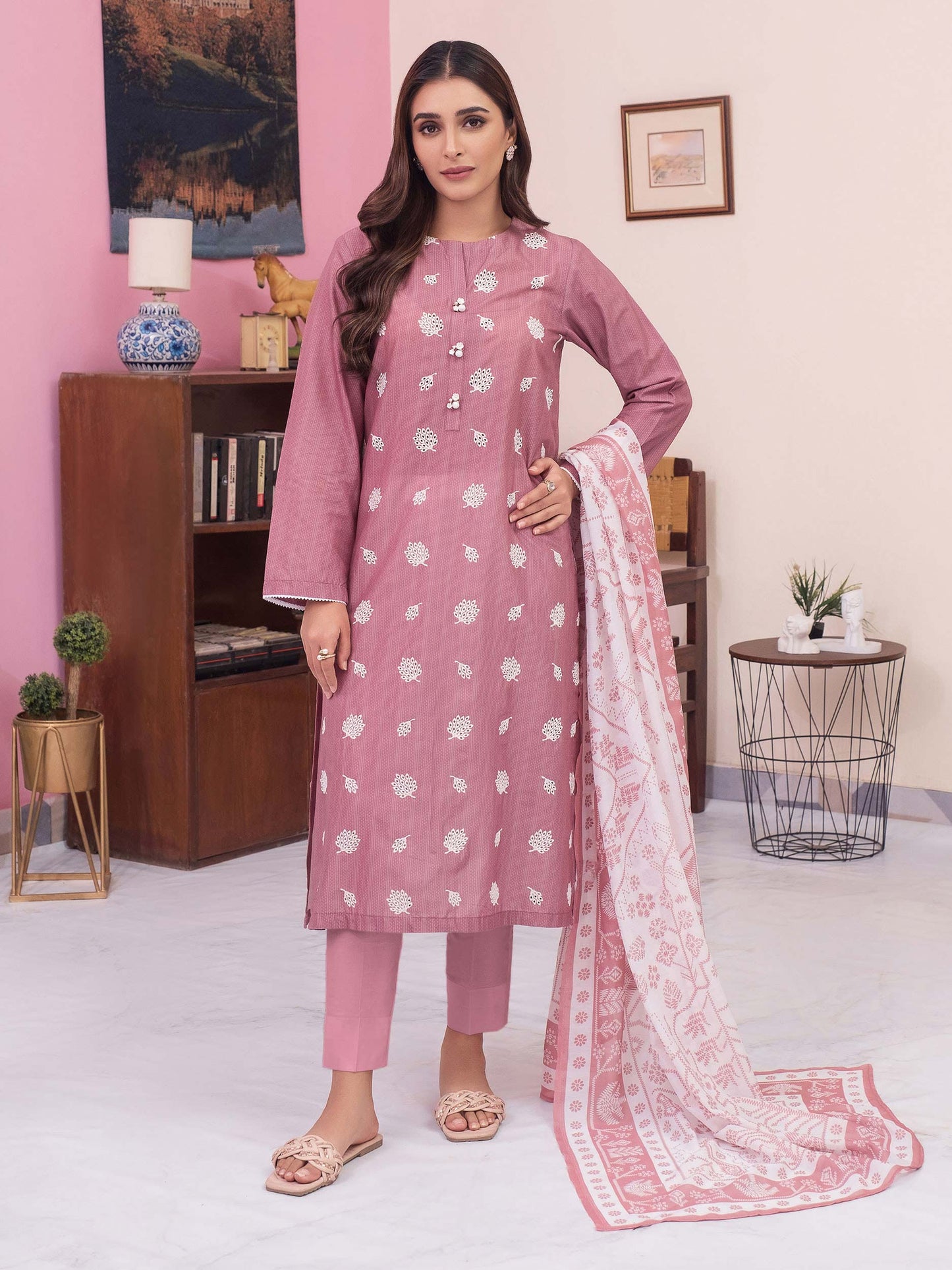 3 Piece Lawn Suit-Embroidered (Unstitched)