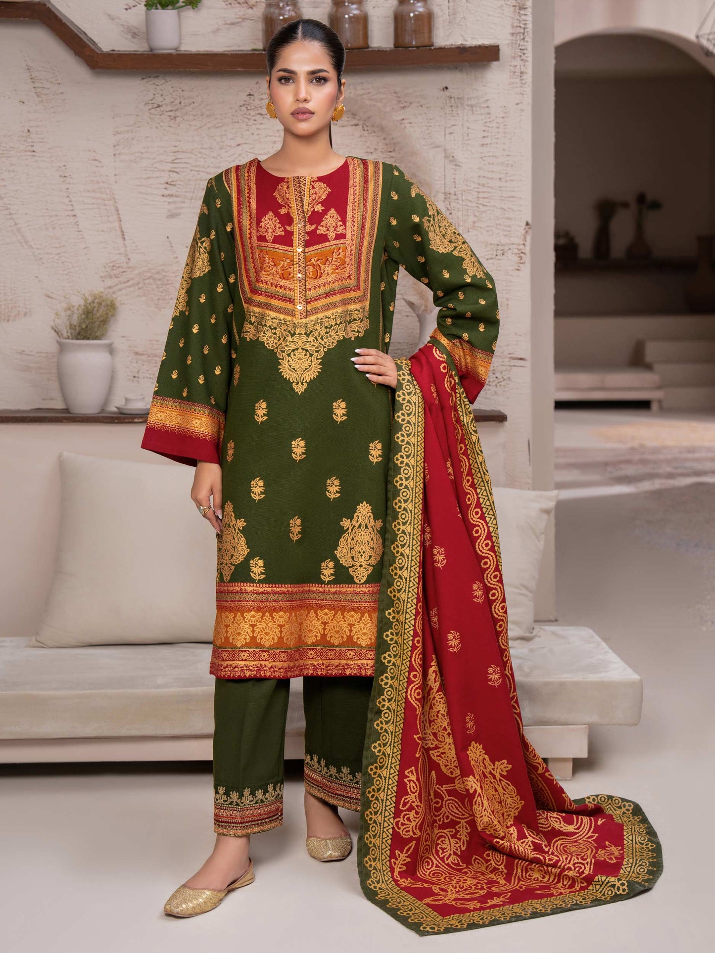 3 Piece Khaddar Suit-Embroidered (Unstitched)