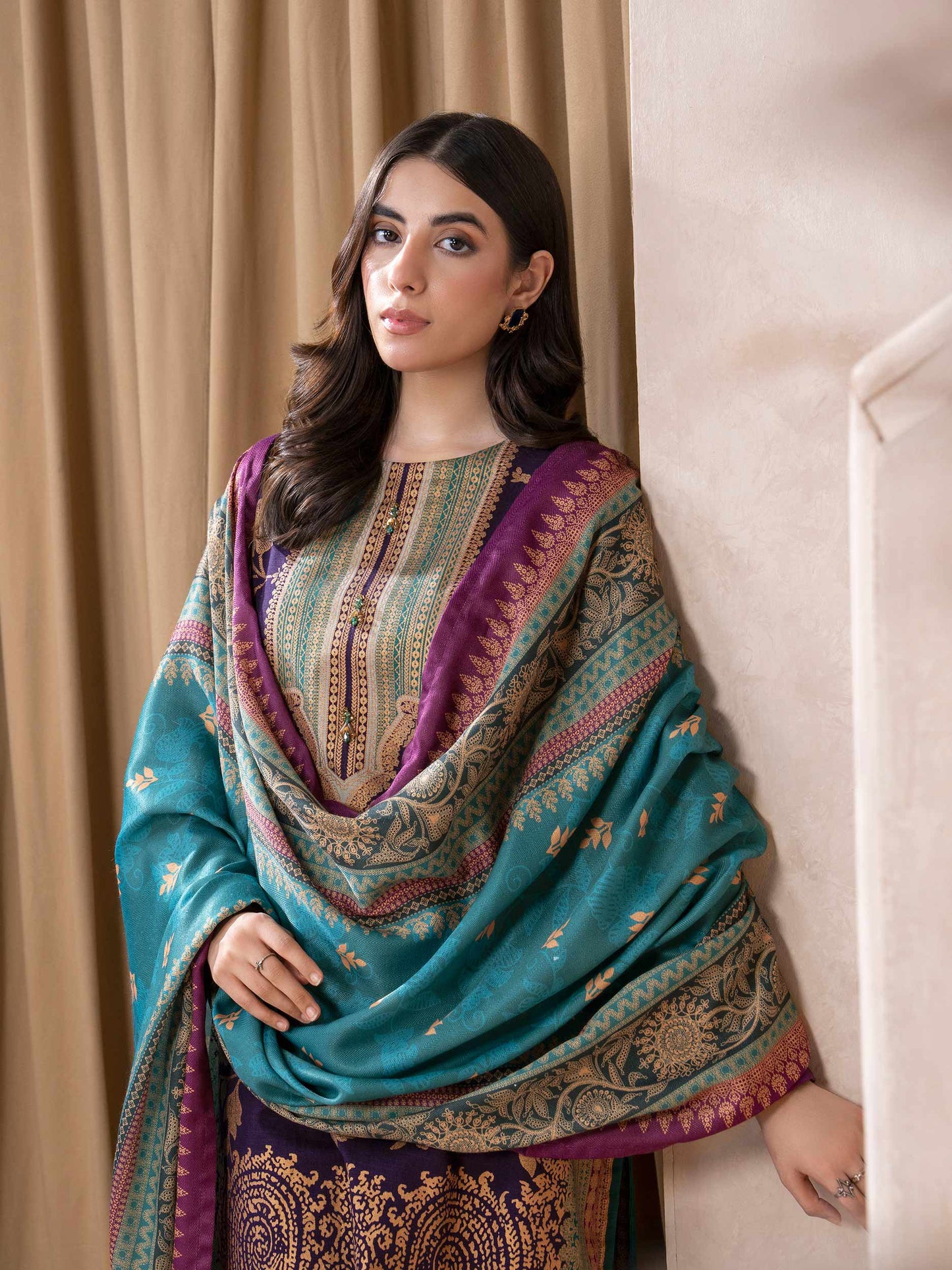 3 Piece Khaddar Suit-Paste Print (Unstitched)