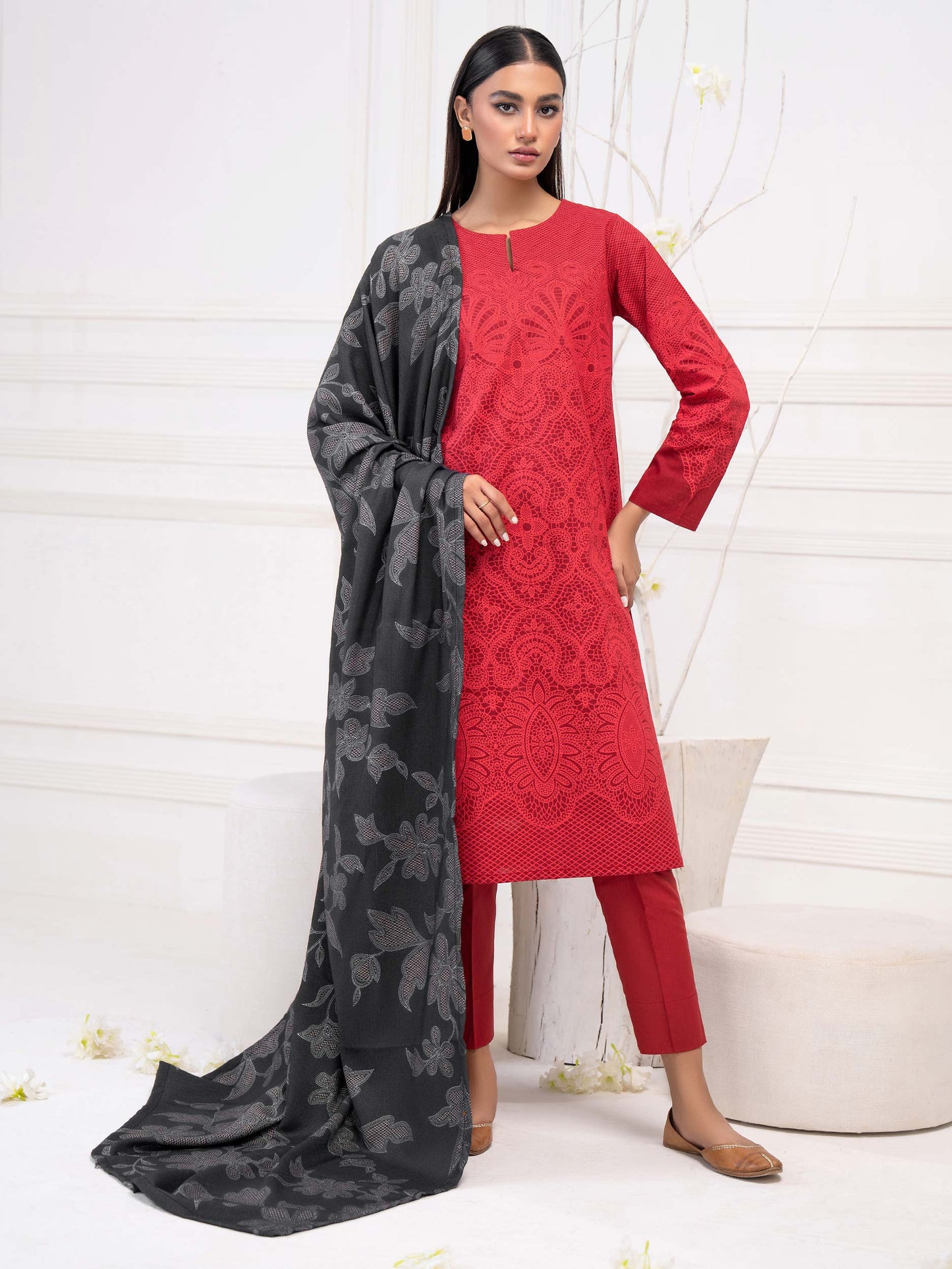 3 Piece Khaddar Suit-Emboss Print(Unstitched)