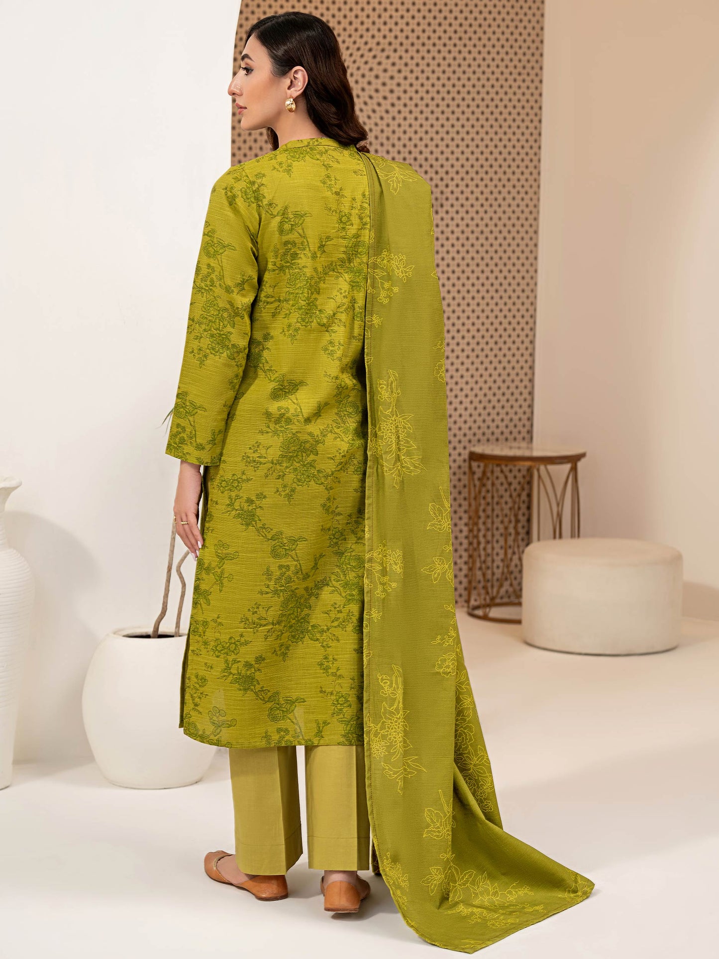 3 Piece Khaddar Suit-Printed (Unstitched)