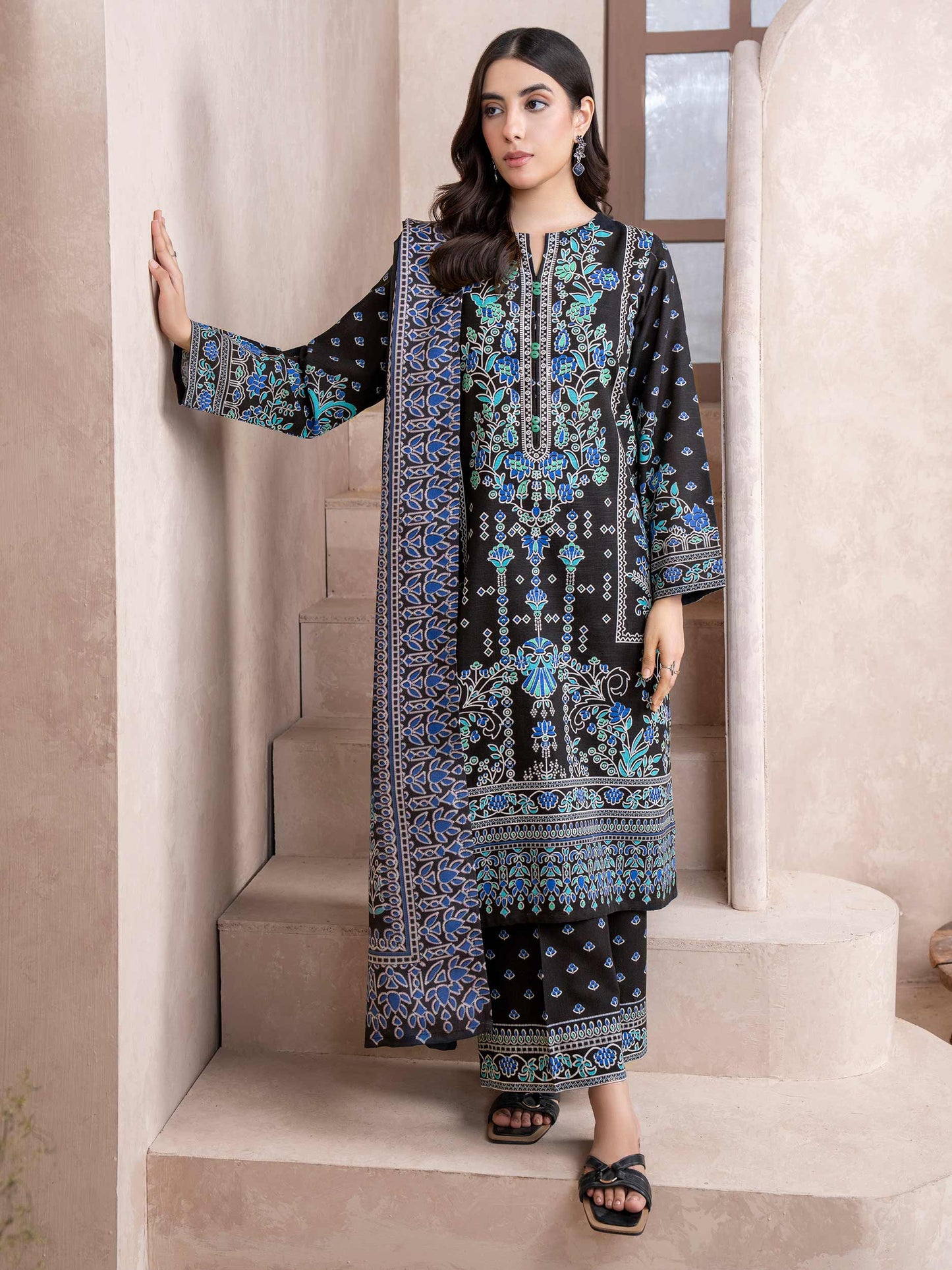 3 Piece Khaddar Suit-Printed (Unstitched)