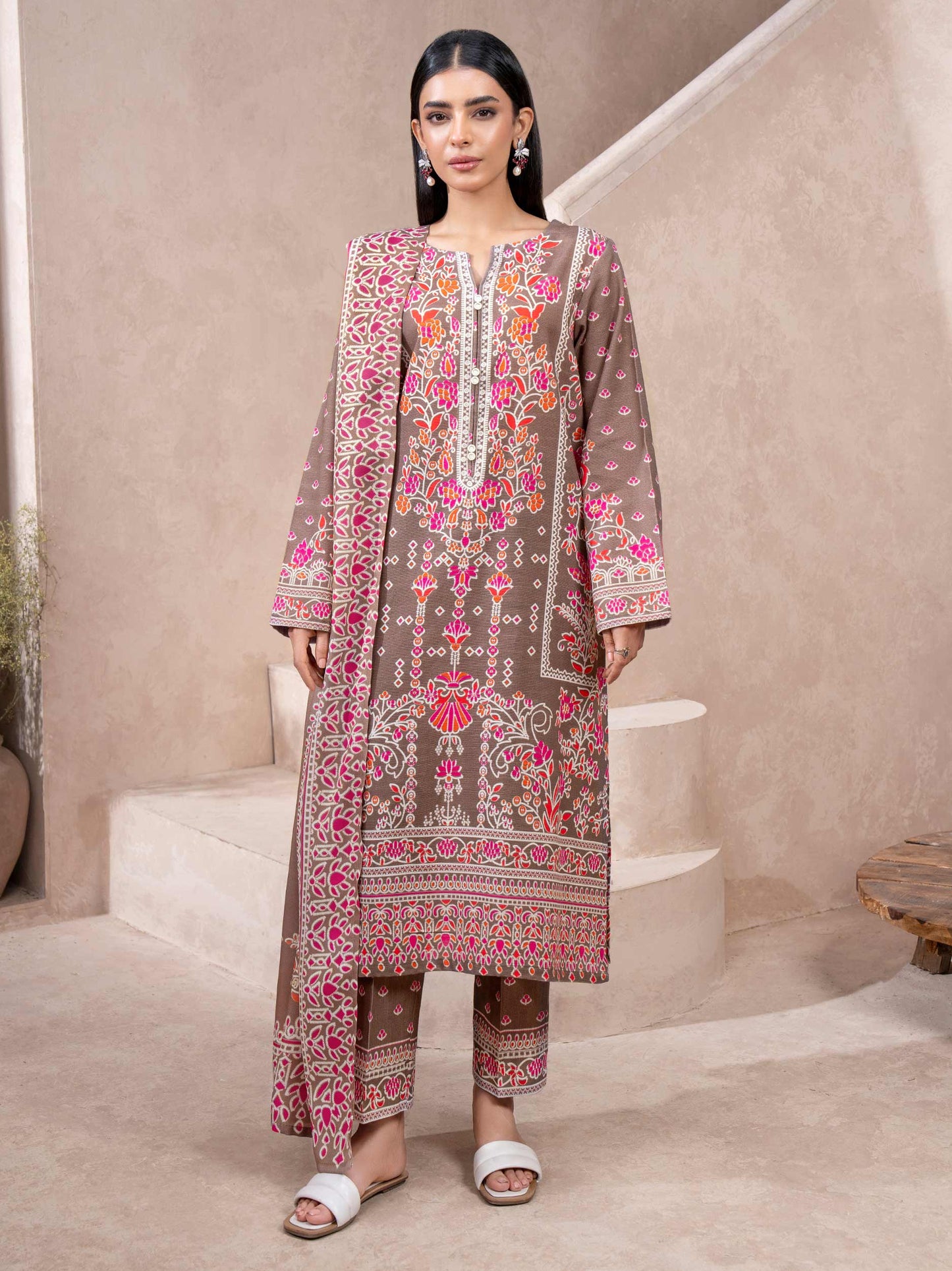 3 Piece Khaddar Suit-Printed (Unstitched)