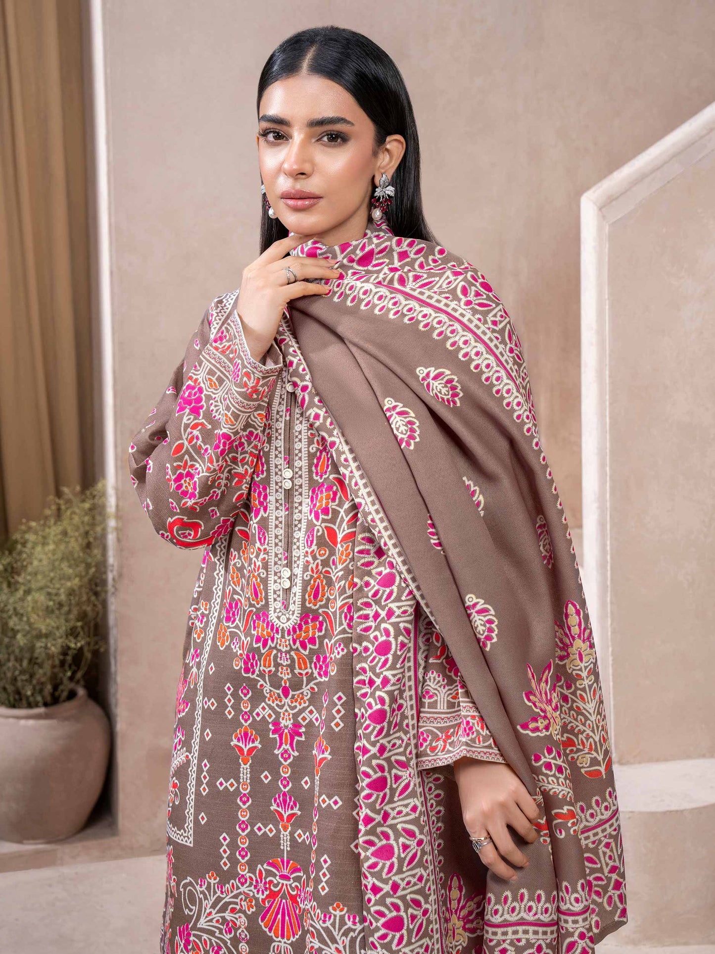 3 Piece Khaddar Suit-Printed (Unstitched)