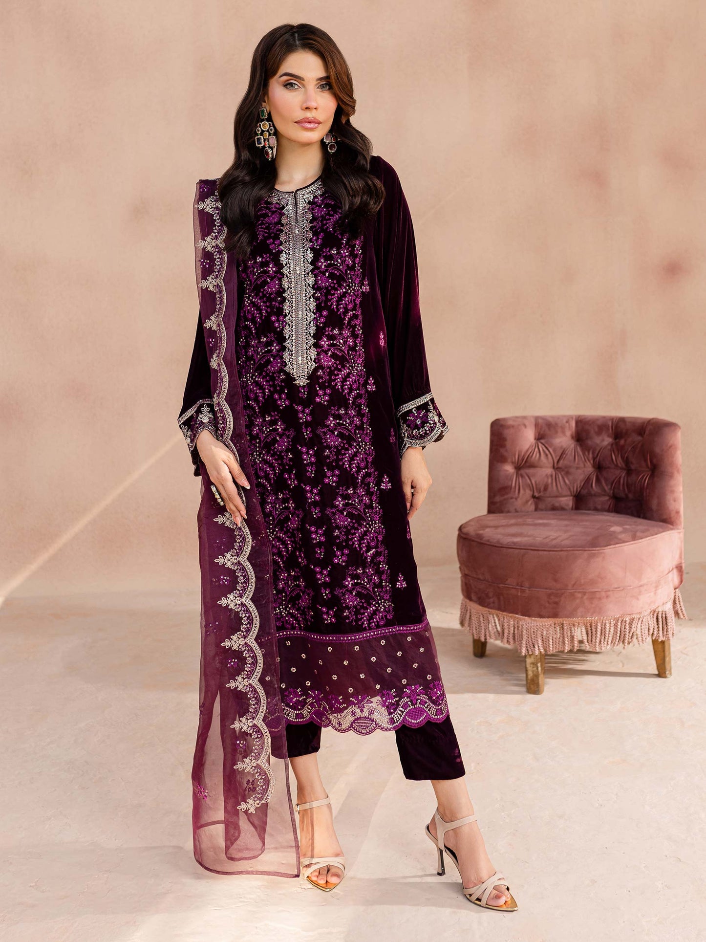 3 Piece Velvet Suit-Embroidered (Unstitched)