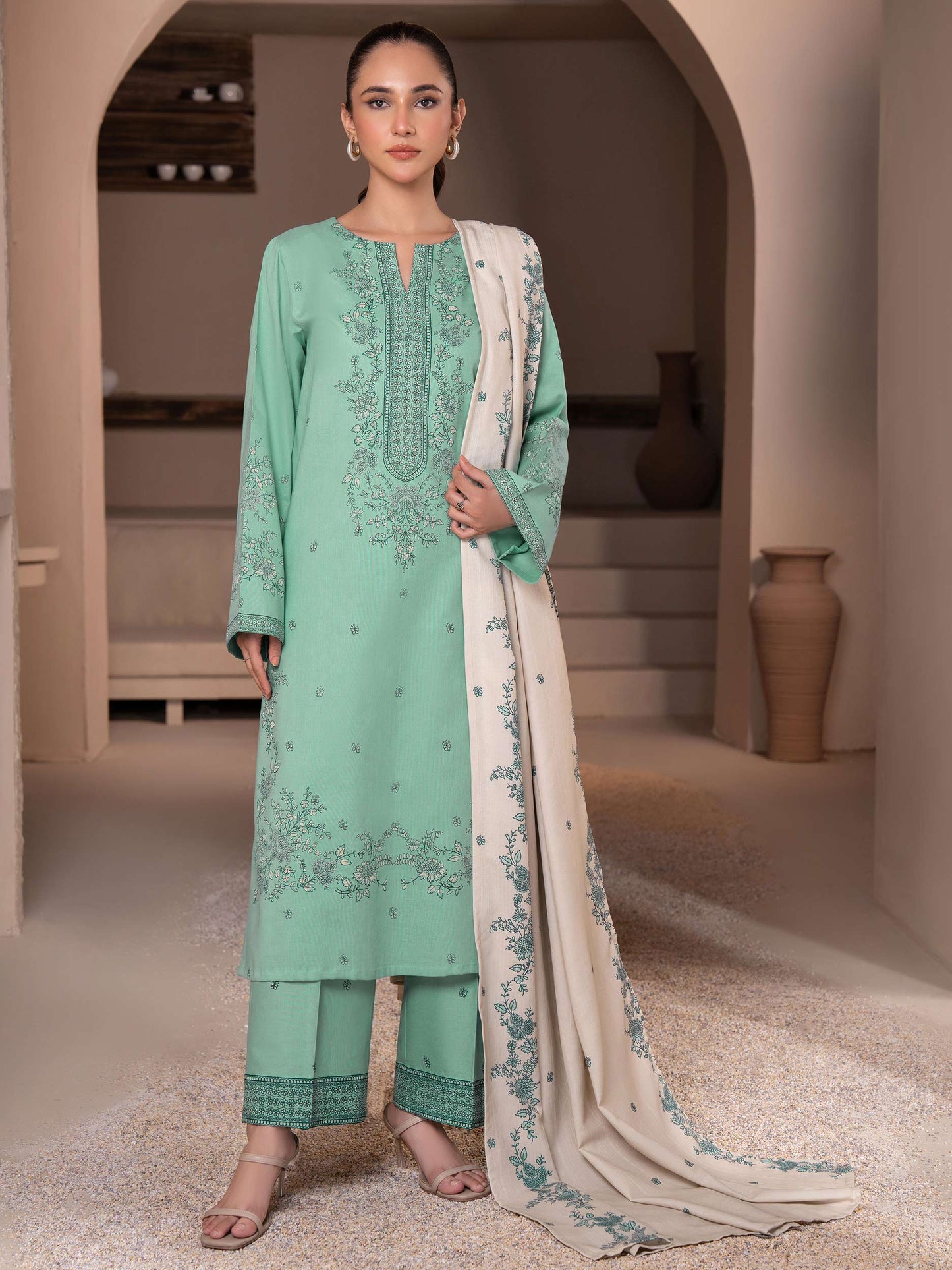 3 Piece Khaddar Suit-Paste Print (Unstitched)