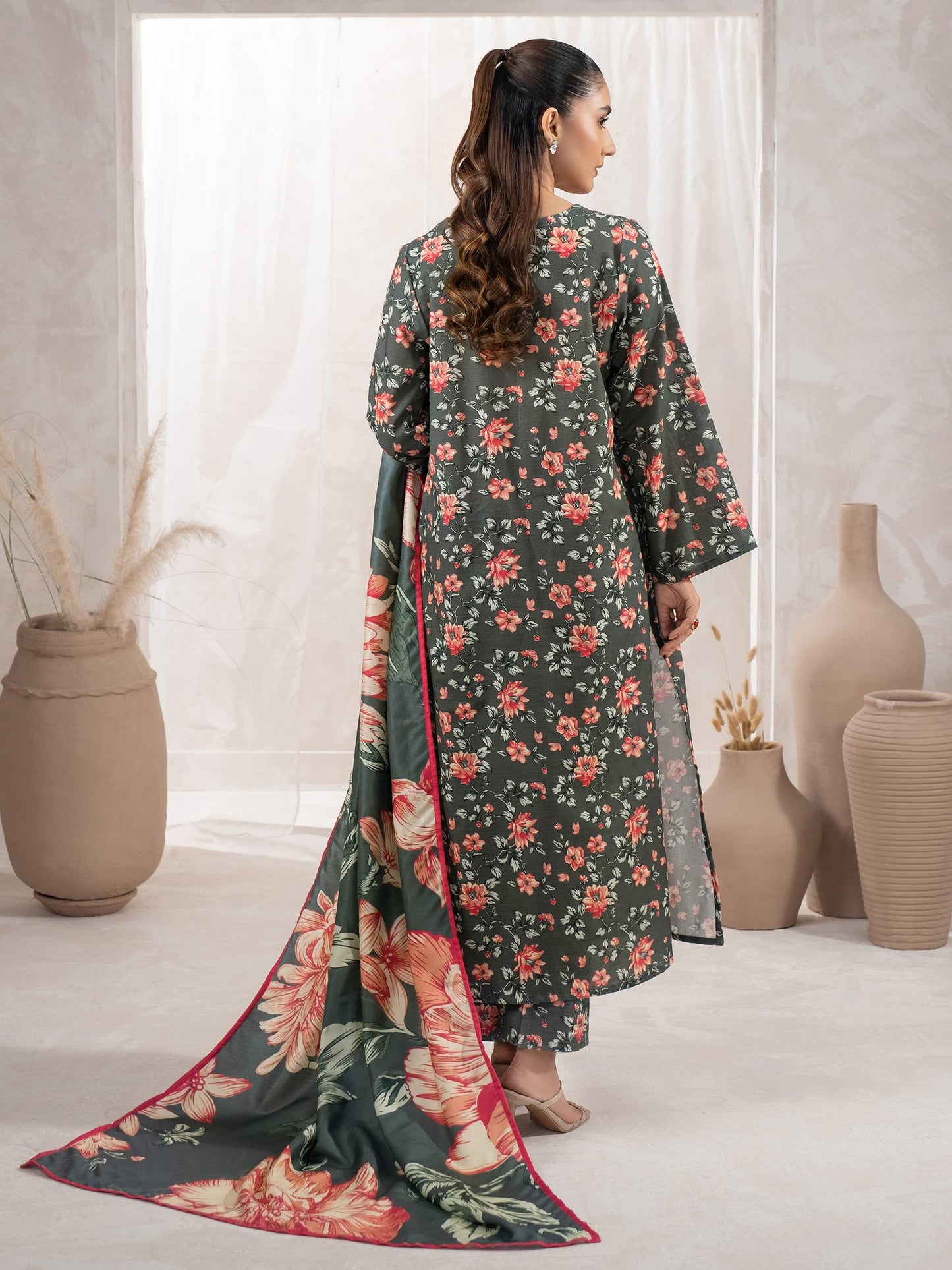 3 Piece Khaddar Suit-Printed (Unstitched)