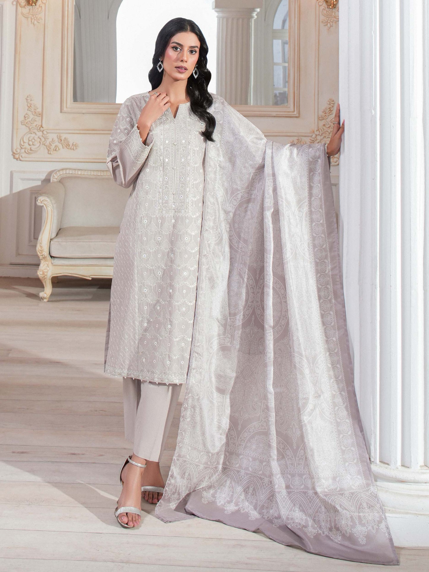 3 Piece Lawn Suit-Embroidered (Unstitched)