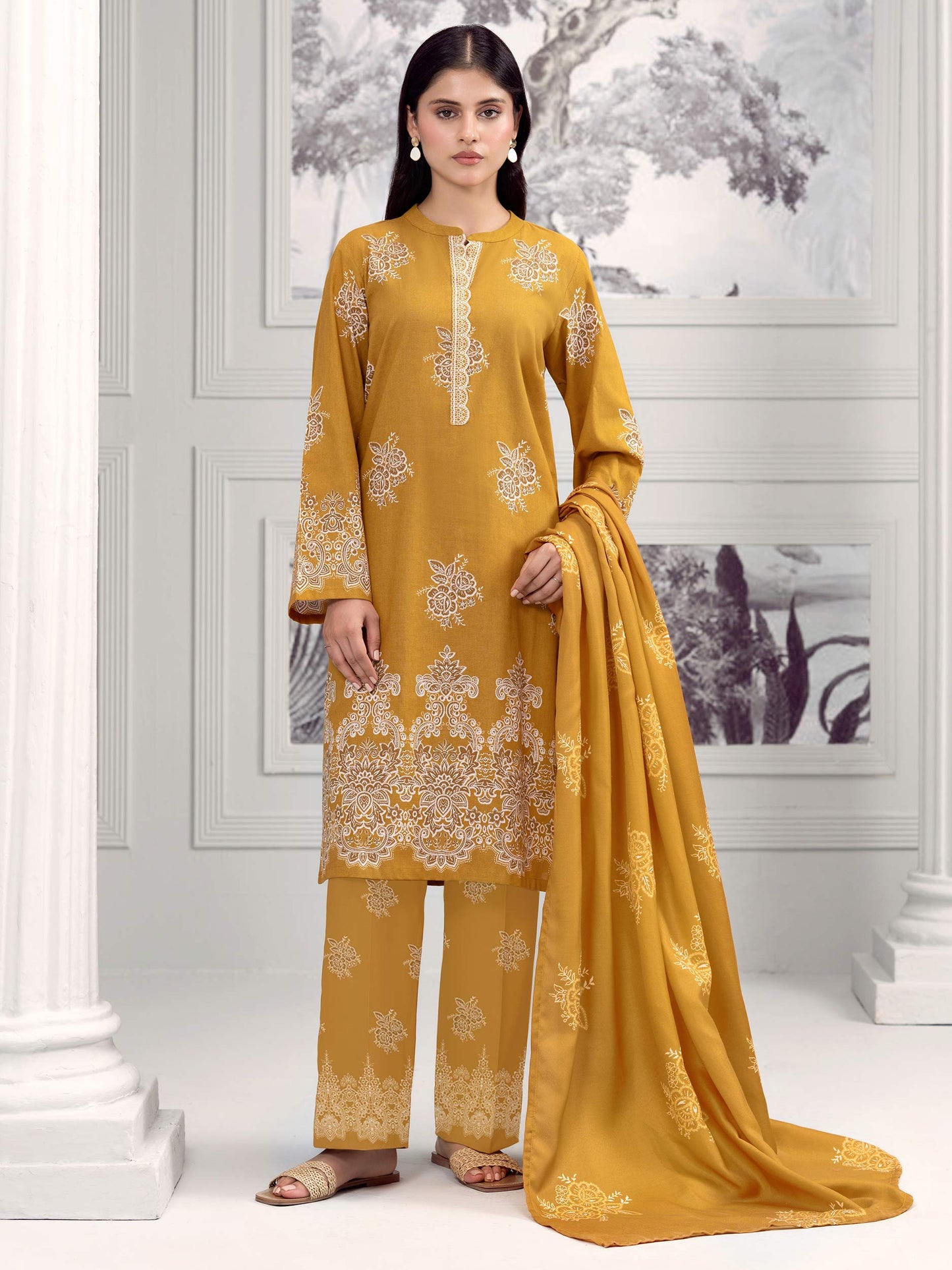 3 Piece Khaddar Suit-Printed (Unstitched)