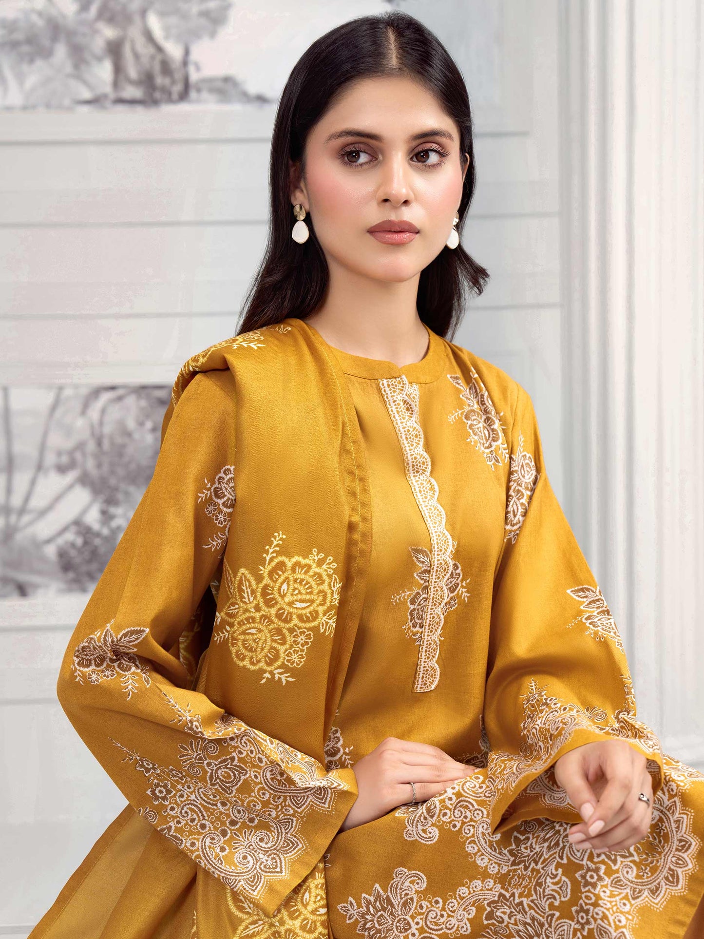 3 Piece Khaddar Suit-Printed (Unstitched)